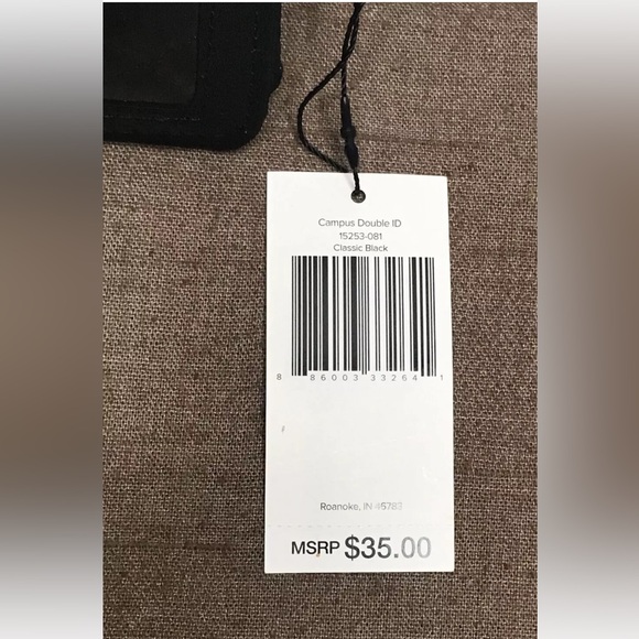 NEW! $35 VERA BRADLEY Campus Double ID w/ Keyring in Classic Black (15253-081) - Picture 6 of 6